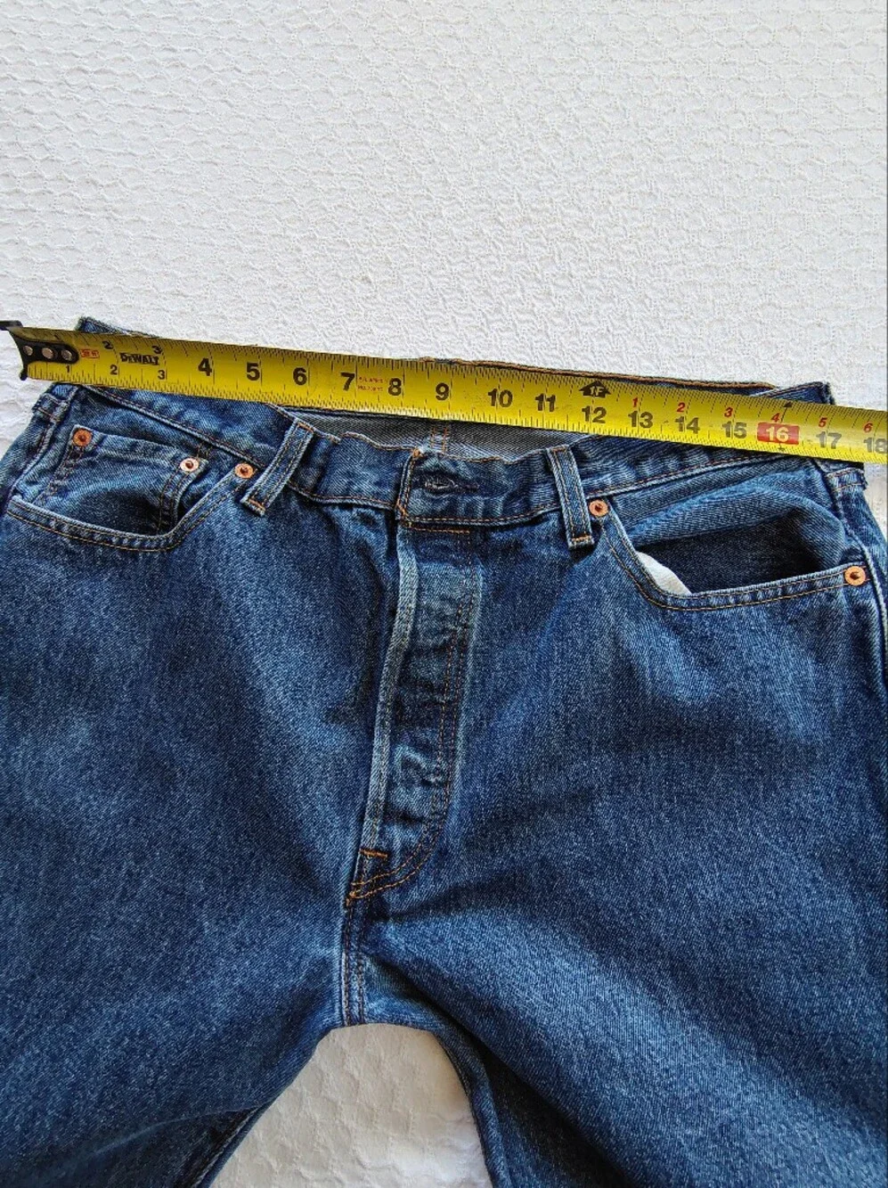 Levi's 501 Men's Dark Blue Straight Leg Jeans Size 36 X 34.